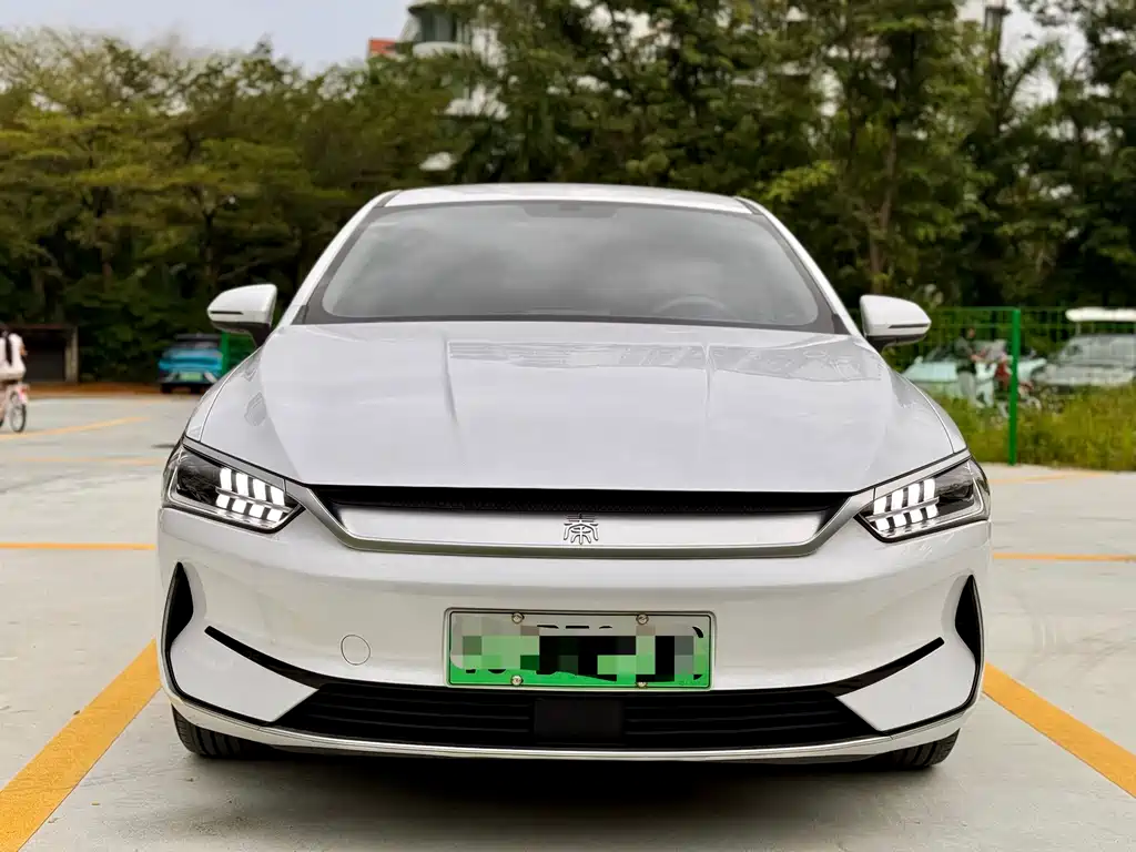 BYD Qin PLUS 2023 — фото 2