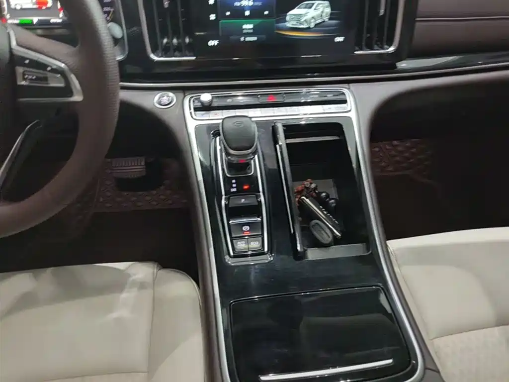 GAC Motor Trumpchi M8 2021 — фото 14