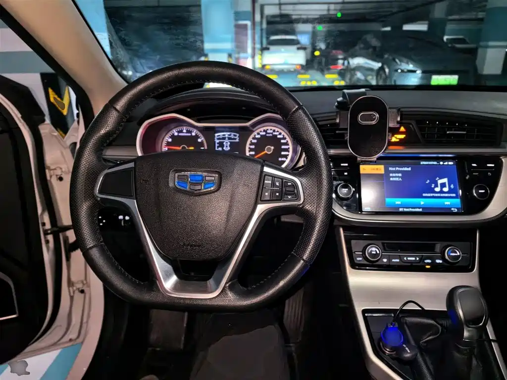 Geely Emgrand GL 2017 — фото 11