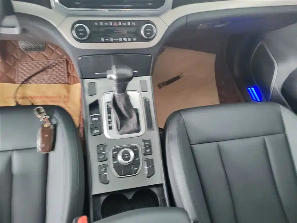 Haval H6 Coupe 2017 — фото 14