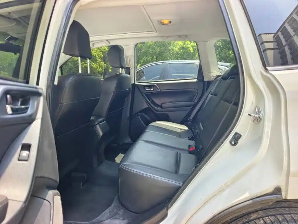 Subaru Forester 2015