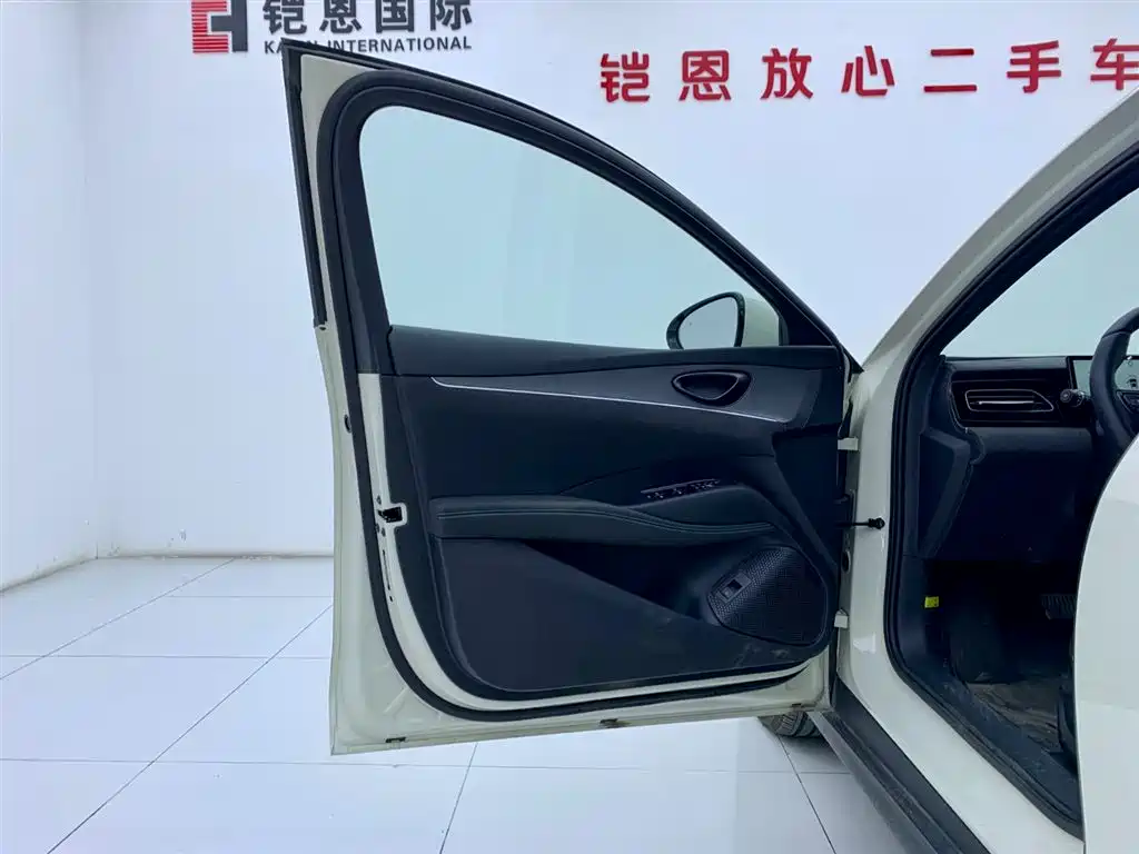 BYD Seal 06 2025 — фото 29