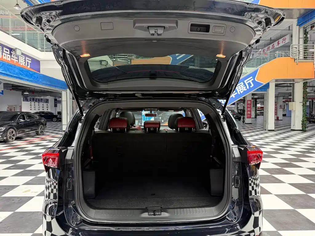 Jetour Jietu X70 PLUS 2022 — фото 16