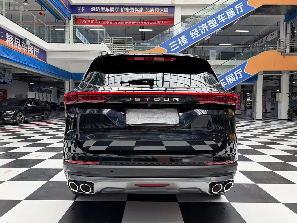 Jetour Jietu X70 PLUS 2022 — фото 18