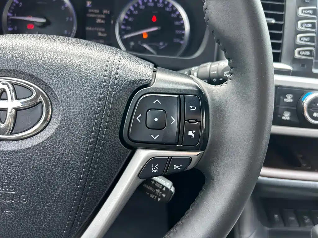 Toyota Highlander 2019 — фото 15