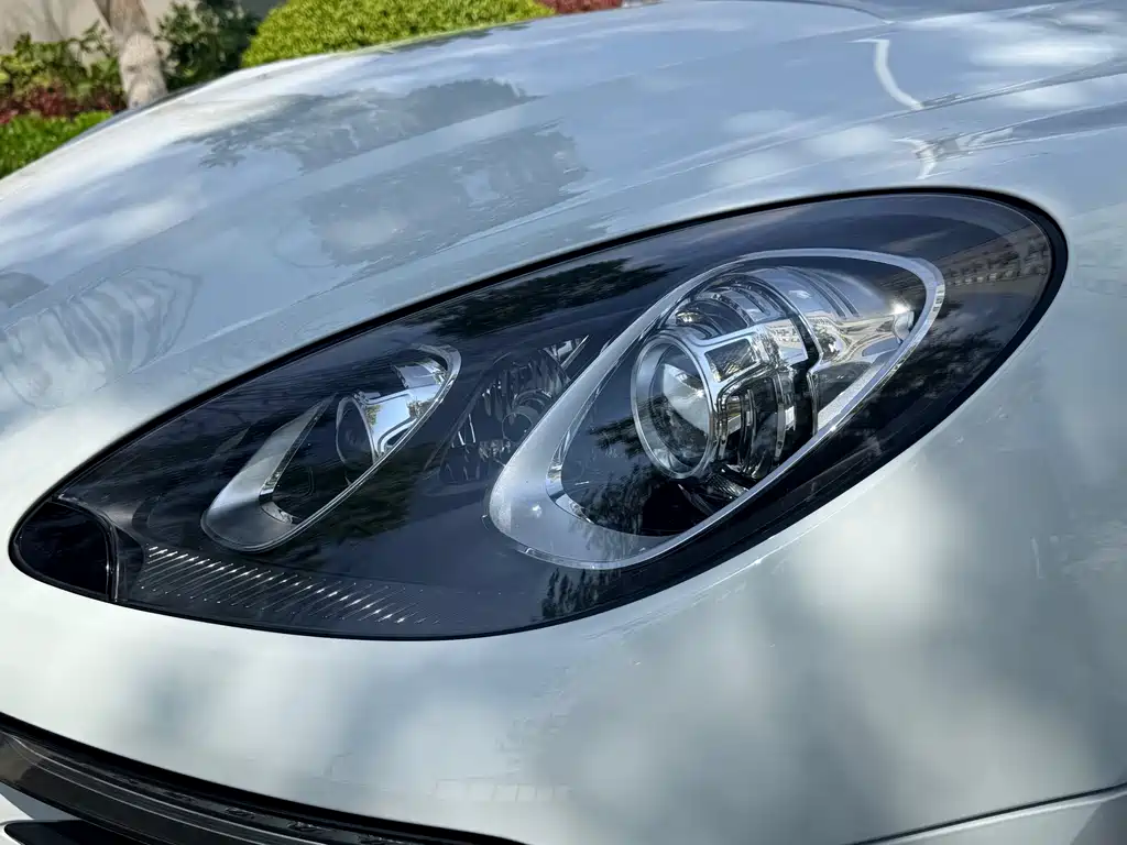 Porsche Macan 2018 — фото 14