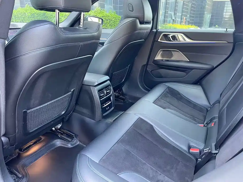 BMW 4 Series 2022 — фото 10