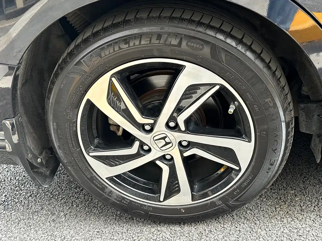 Honda Odyssey 2018 — фото 16