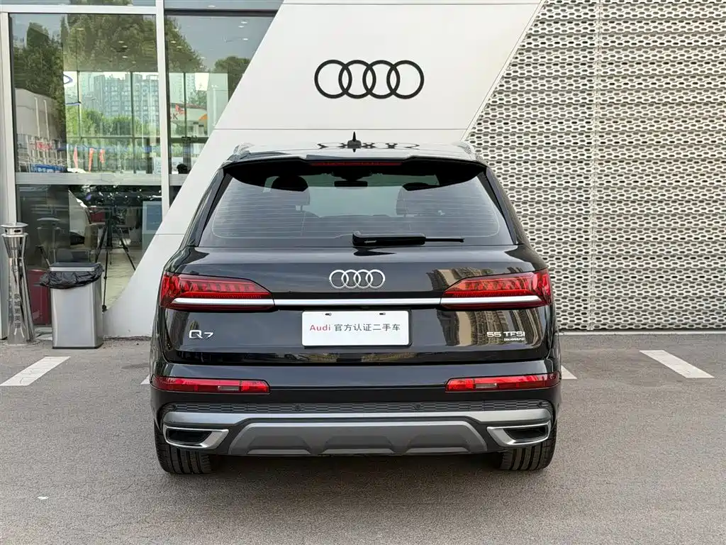 Audi Q7 2020 — фото 5