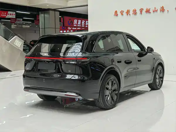Li Auto L6 2026