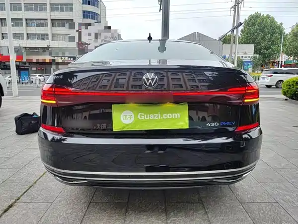 Volkswagen Passat Plug-In Hybrid 2022