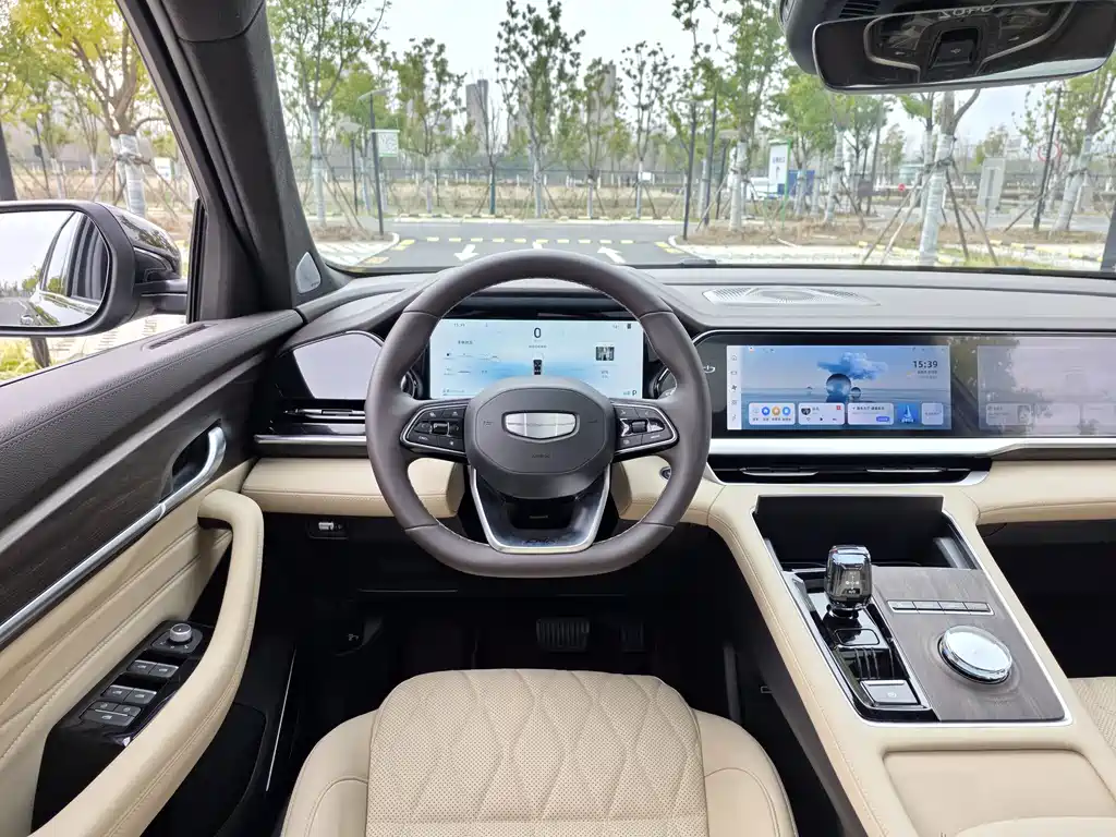 Geely Xingyue L 2025 — фото 15