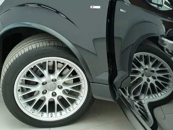 Audi Q7 2011