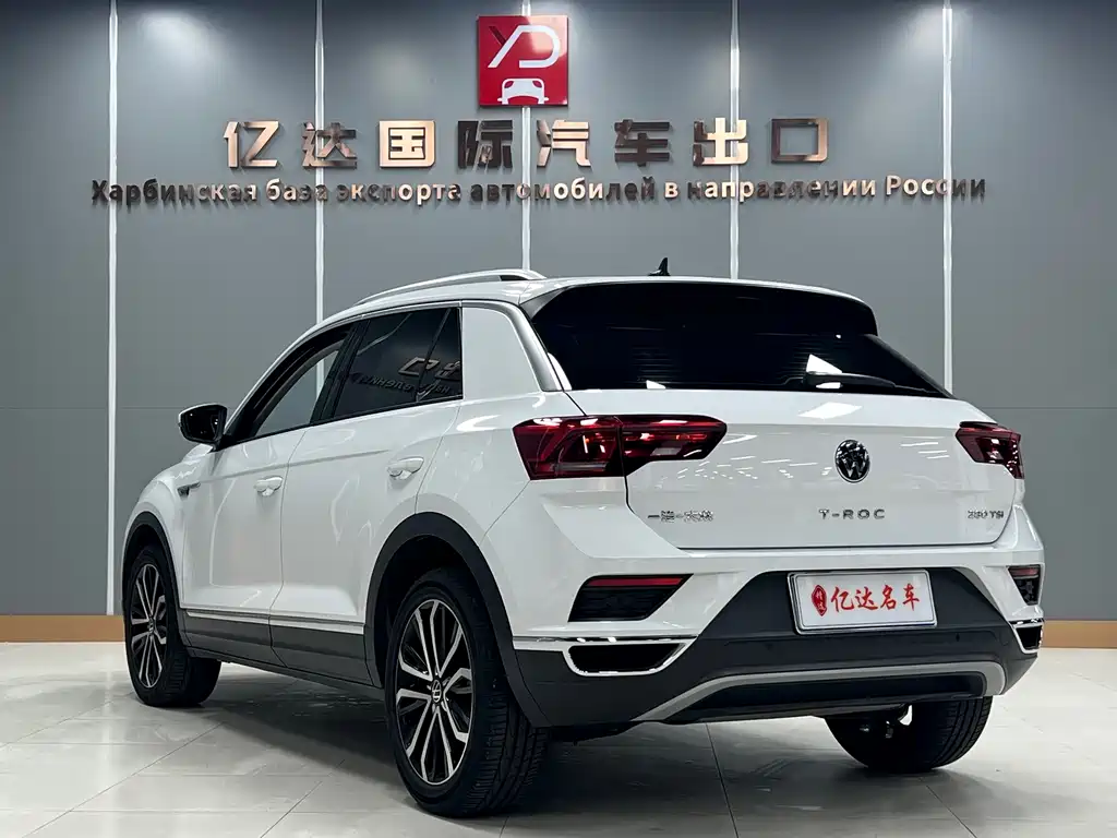 Volkswagen T-Roc 2021 — фото 6