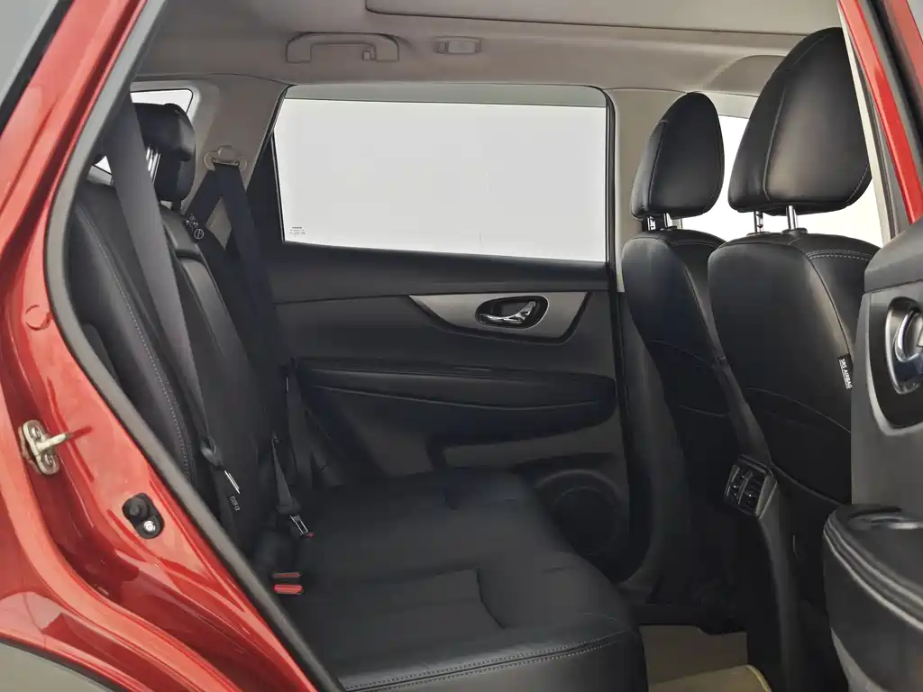 Nissan X-Trail 2015 — фото 22