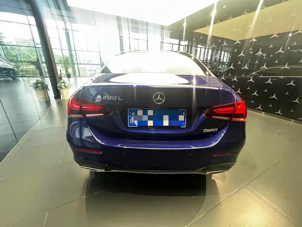 Mercedes-Benz A-Class 2020 — фото 4