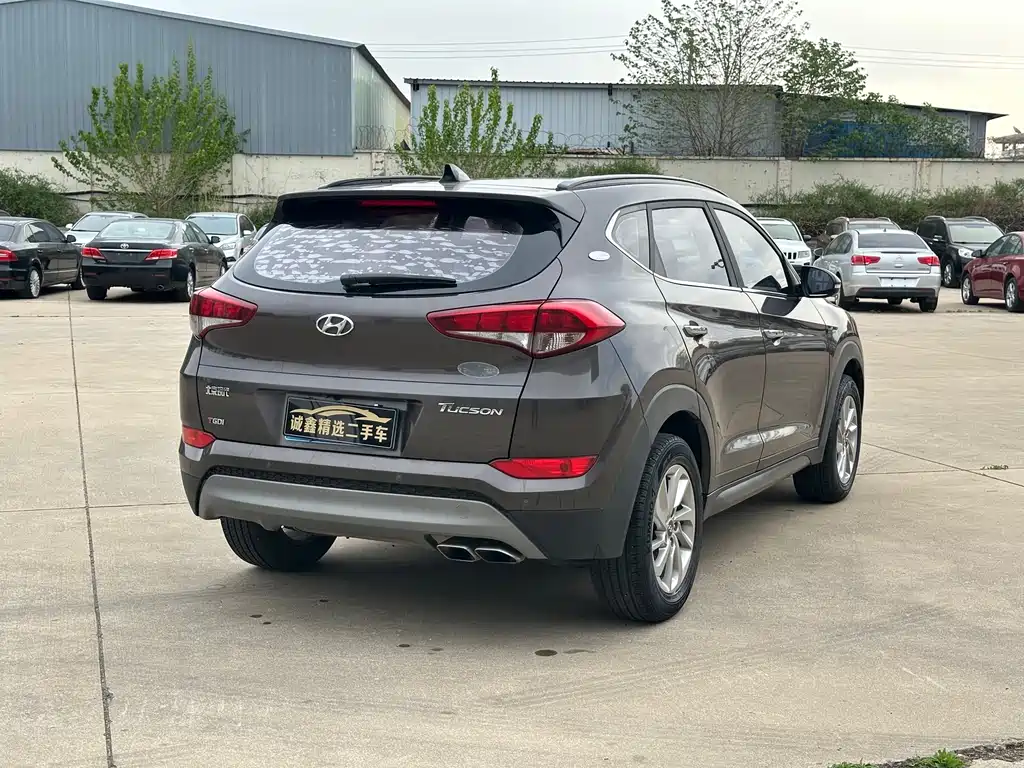 Hyundai Tucson 2018 — фото 9