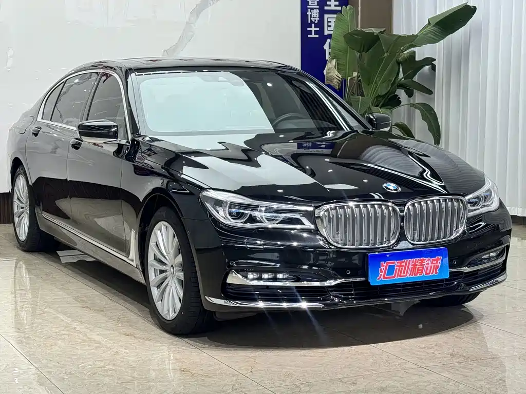 BMW 7 Series 2017 — фото 3