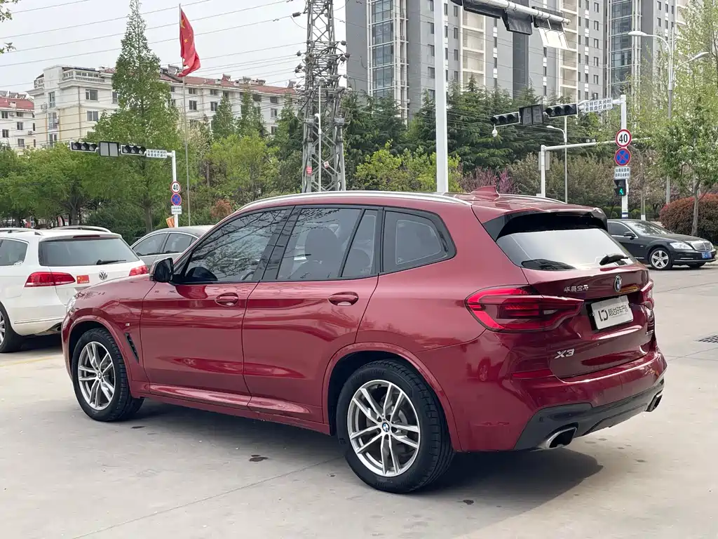 BMW X3 2018 — фото 9
