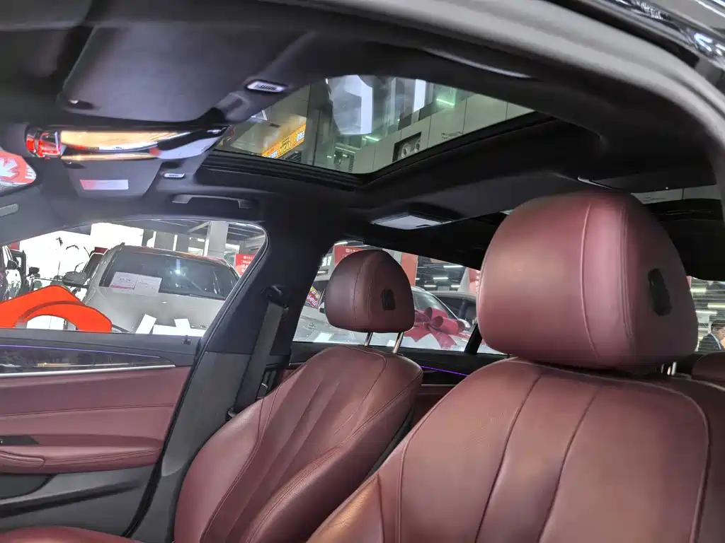 BMW 5 Series 2019