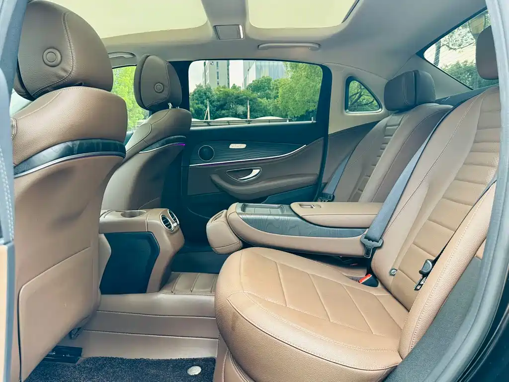 Mercedes-Benz E-Class 2020