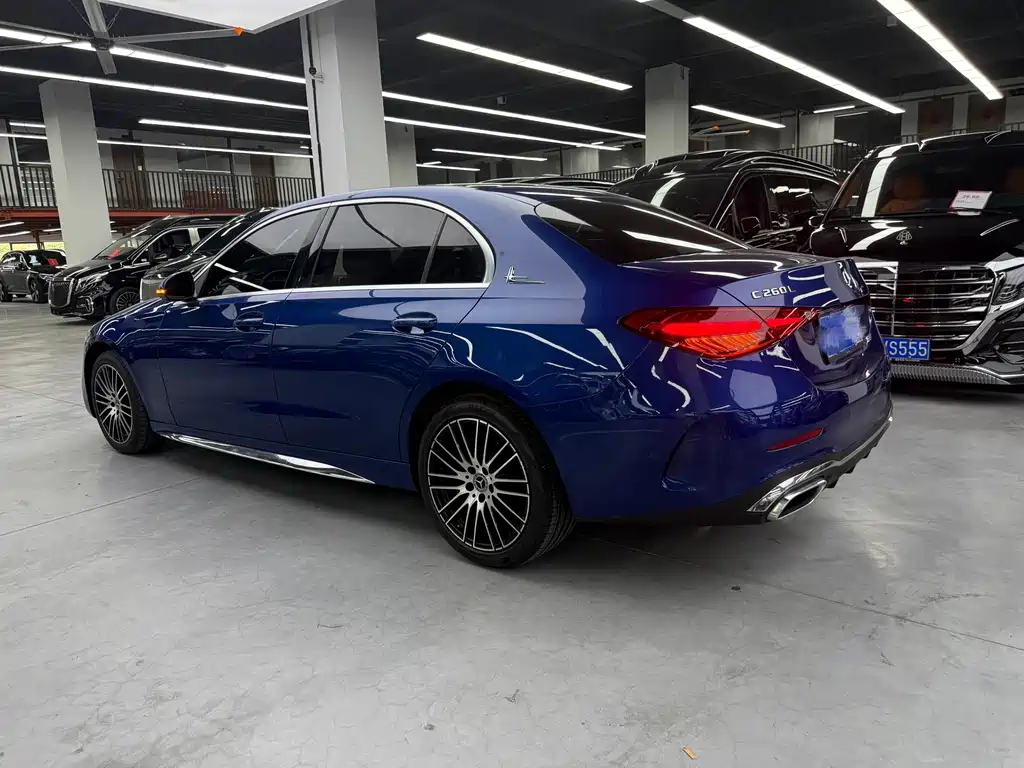 Mercedes-Benz C-Class 2022 — фото 17