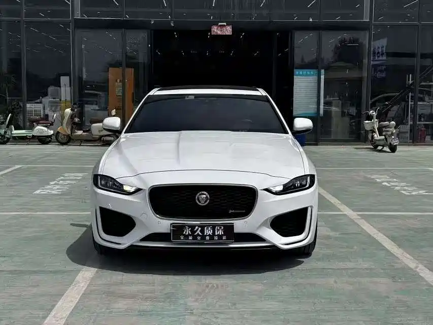 Jaguar XEL 2020 — фото 2