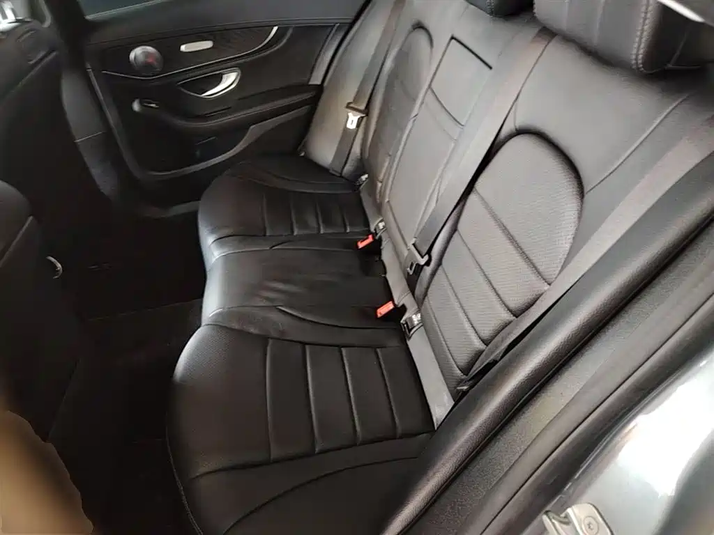Mercedes-Benz C-Class 2017 — фото 17