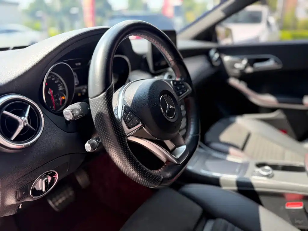 Mercedes-Benz CLA 2017 — фото 14