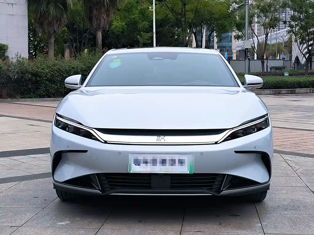 BYD Han 2024