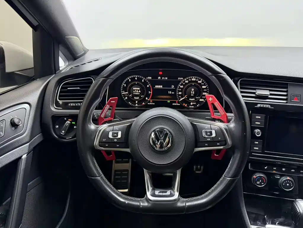 Volkswagen Golf 2019 — фото 6