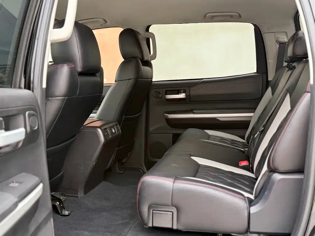 Toyota Tantu 2015 — фото 12