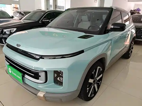 Geely ICON 2023
