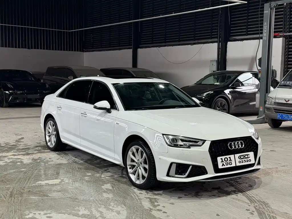Audi A4L 2020 — фото 3