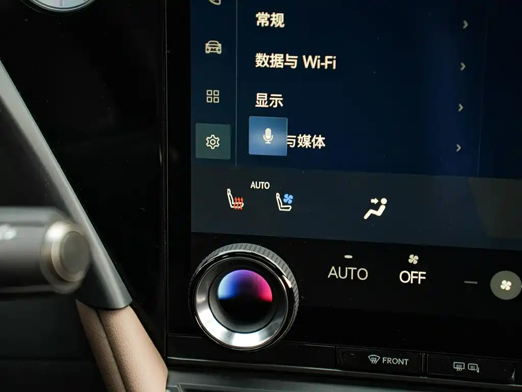 Lexus ES 2025 — фото 20