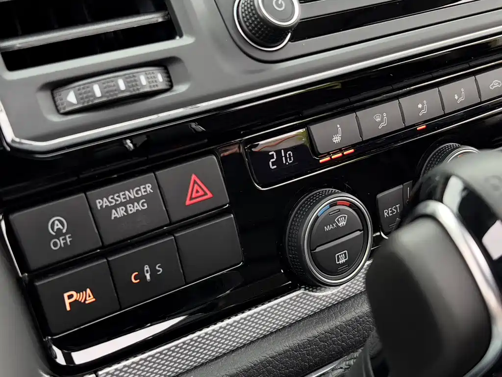 Volkswagen Multivan 2017 — фото 28