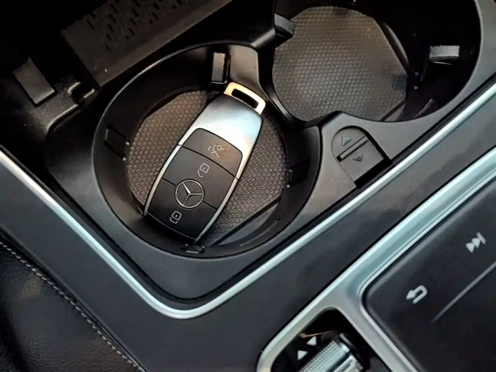Mercedes-Benz C-Class 2020 — фото 9