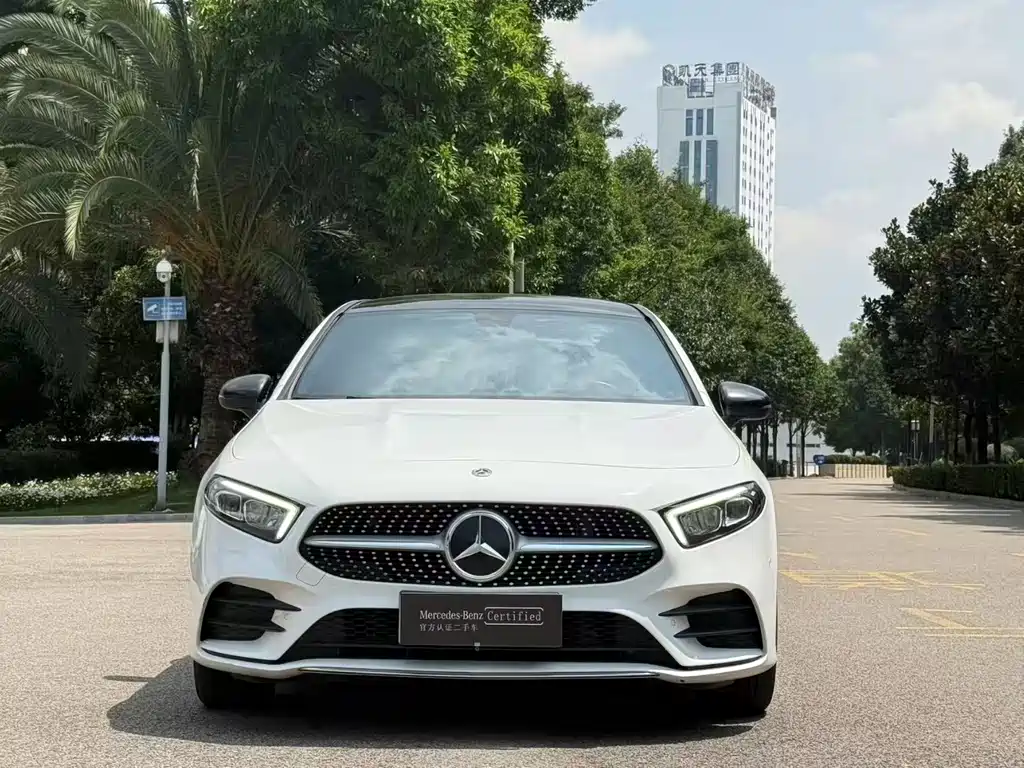 Mercedes-Benz A-Class 2023 — фото 2