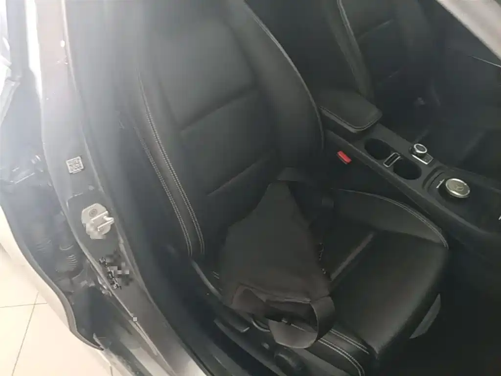 Mercedes-Benz GLA 2017 — фото 25