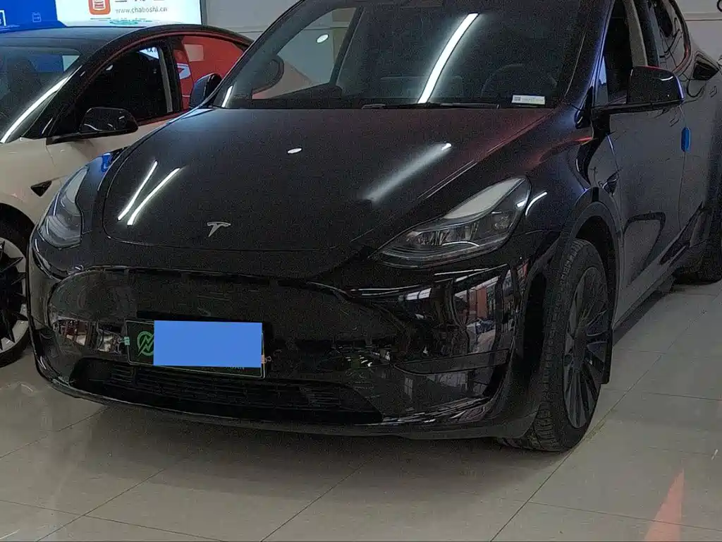 Tesla Model Y 2023 — фото 1