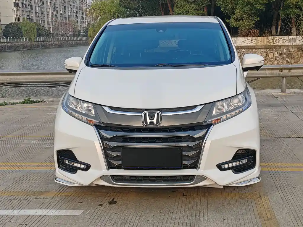Honda Odyssey 2020 — фото 2