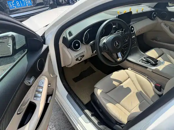 Mercedes-Benz C-Class 2017