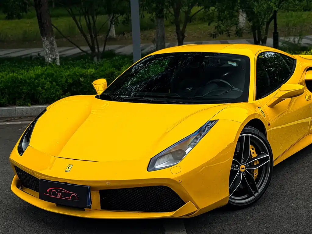 Ferrari 488 2018 — фото 25