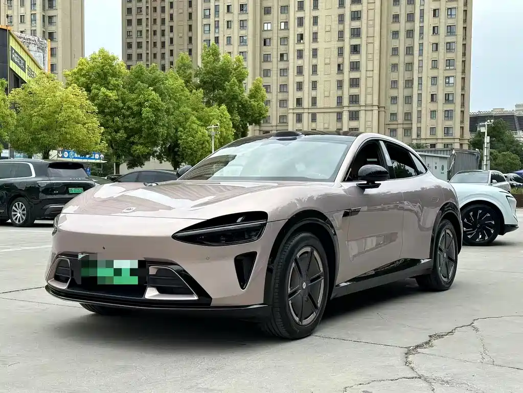 Xiaomi YU7 2025