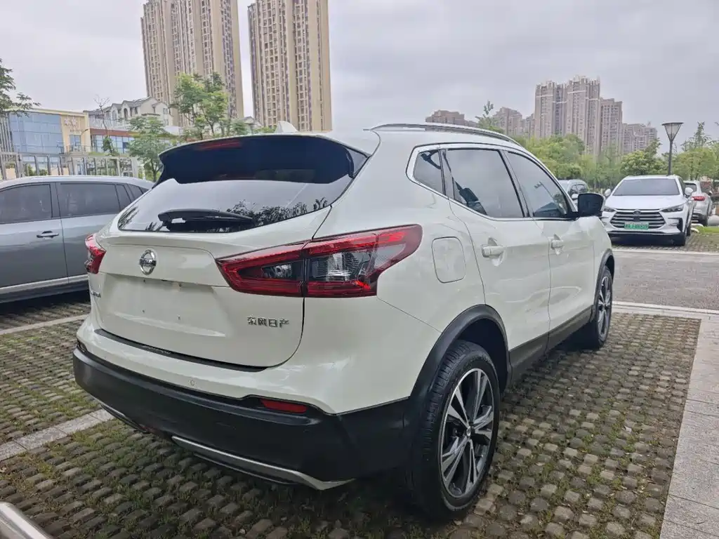 Nissan Qashqai 2022 — фото 6