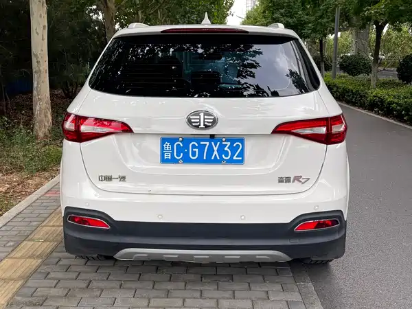 FAW Senya R7 2017