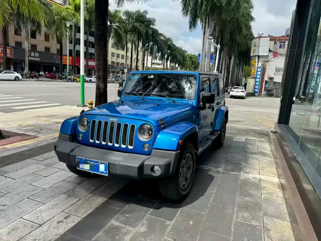 Jeep Wrangler 2017 — фото 2