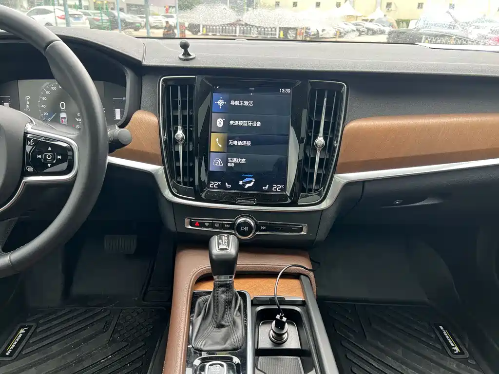 Volvo S90 2019 — фото 17