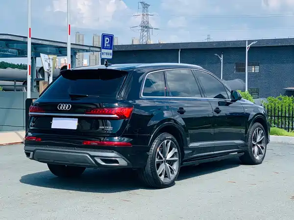 Audi Q7 2022