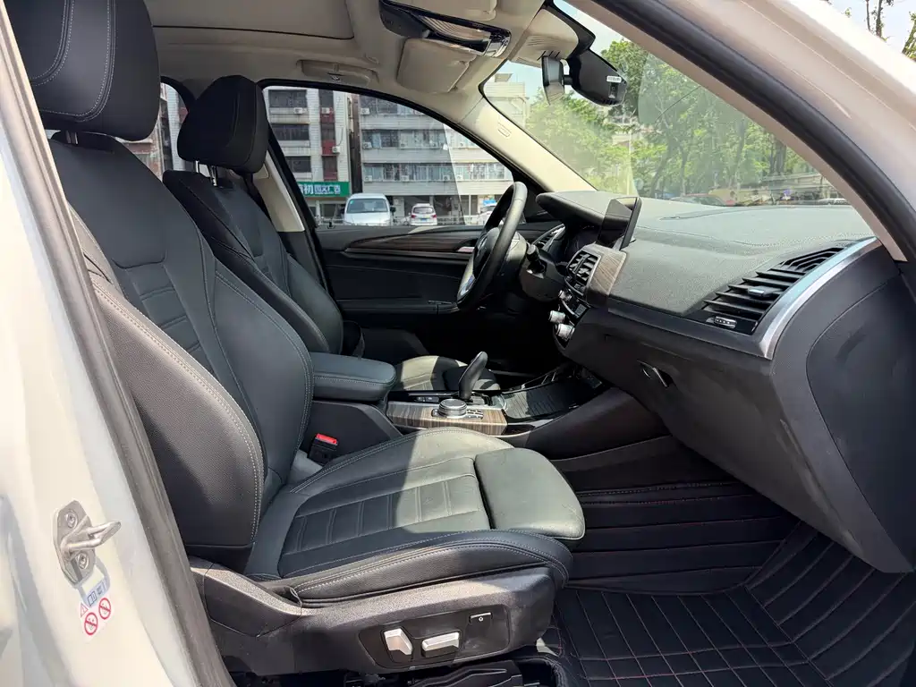 BMW X3 2020 — фото 19